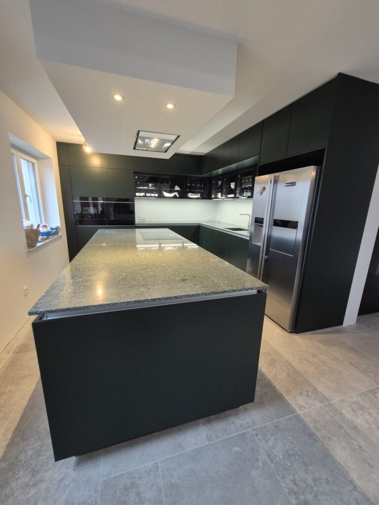 Küchen Arbeitsplatte Nordic Blanc Poliert von Perfect Stone